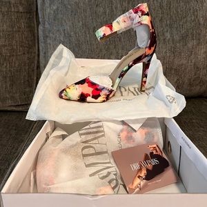 Floral Pumps - New in box